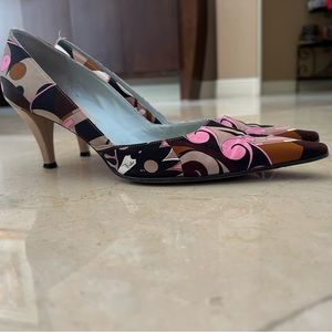 Emilio Pucci Kitten Heel Pumps size 40